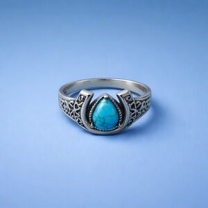 *NEW* 925 Silver Synthetic Turquoise Horseshoe Ring